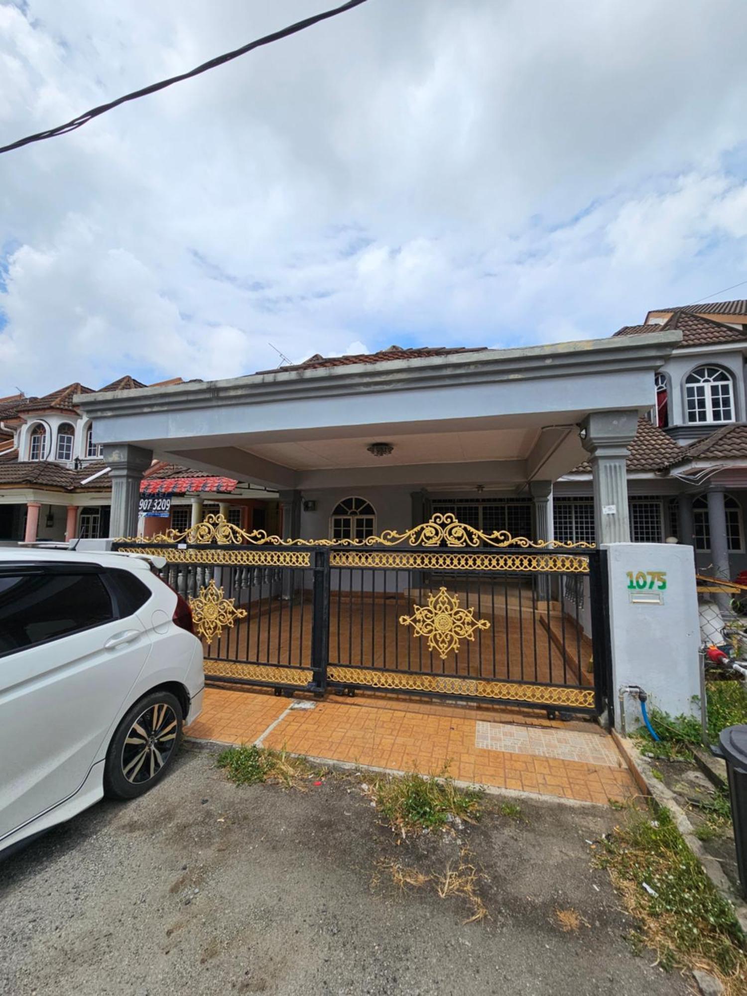 Ruhani Homestay 3 Kb - 4 Bedroom Fully Airconditioned With Wifi & Netflix Kota Bharu Bagian luar foto
