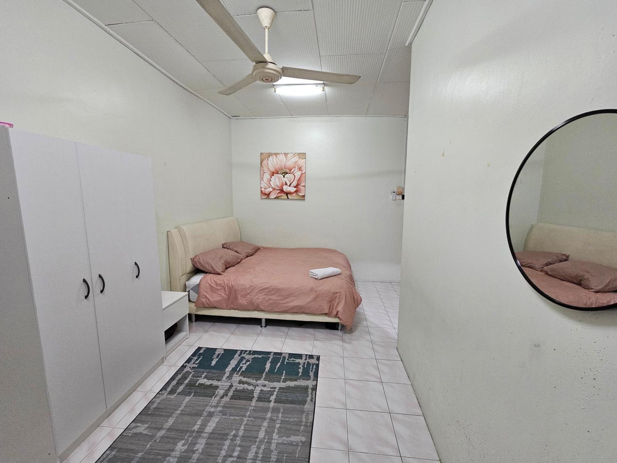 Ruhani Homestay 3 Kb - 4 Bedroom Fully Airconditioned With Wifi & Netflix Kota Bharu Bagian luar foto