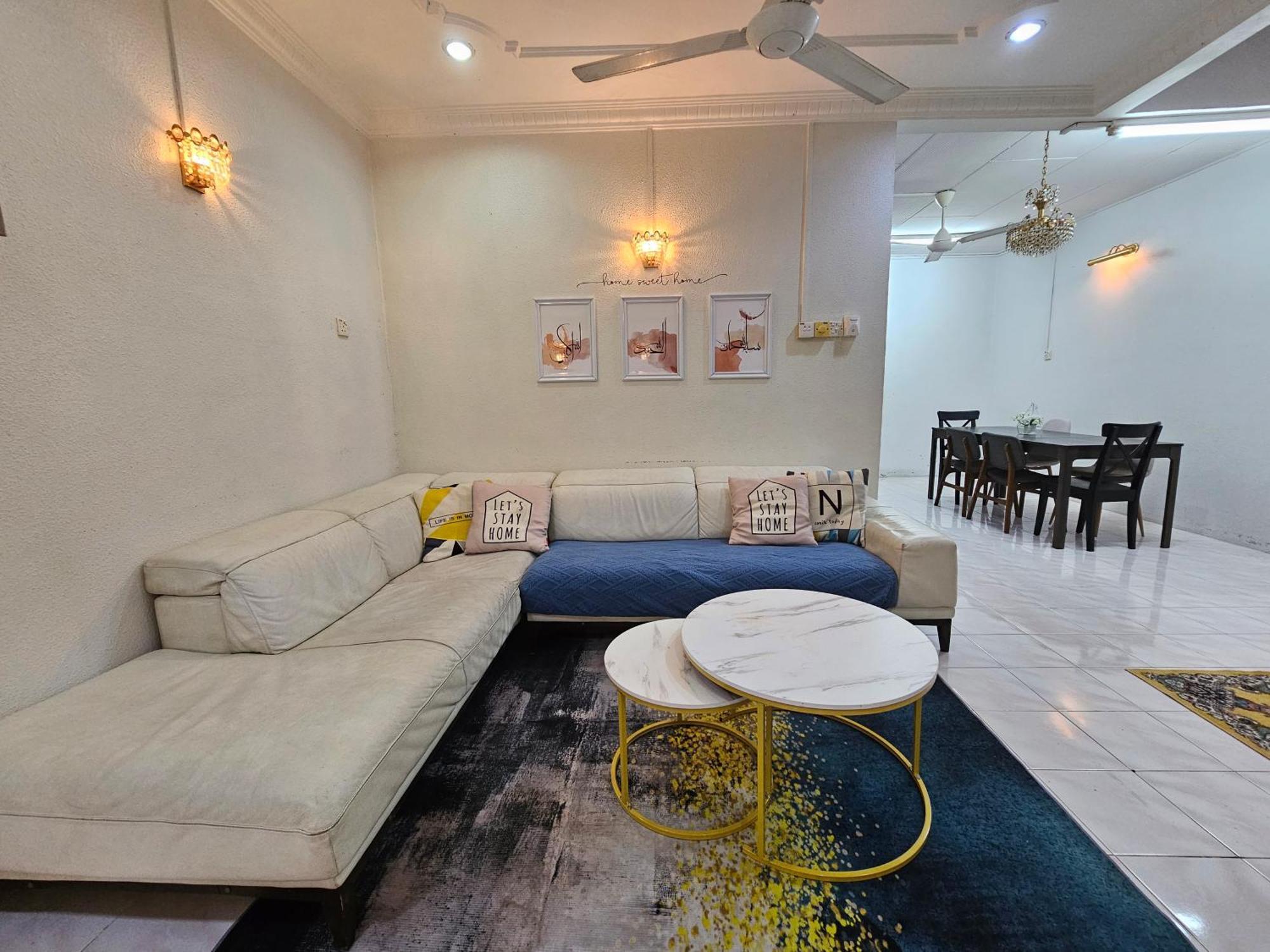 Ruhani Homestay 3 Kb - 4 Bedroom Fully Airconditioned With Wifi & Netflix Kota Bharu Bagian luar foto